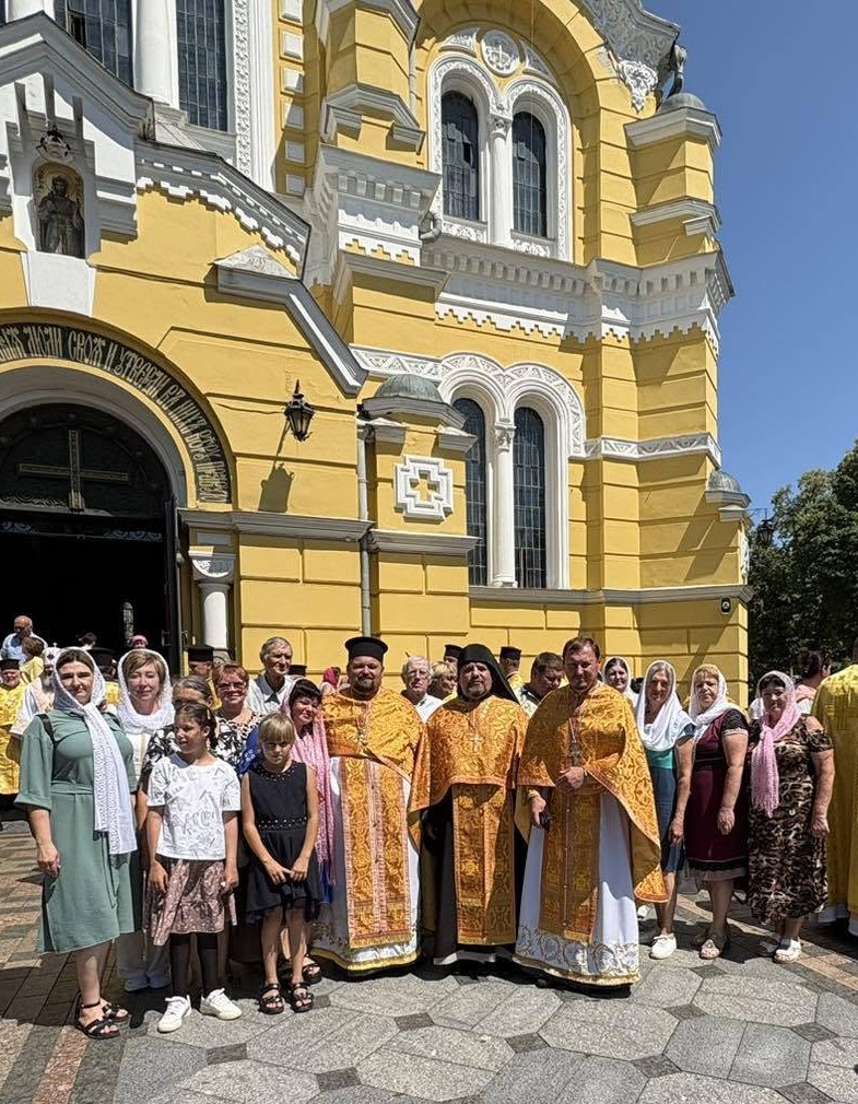 Духовенство та парафіяни Фастівського благочиння взяли участь у Божественній літургії з предстоятелем ПЦУ